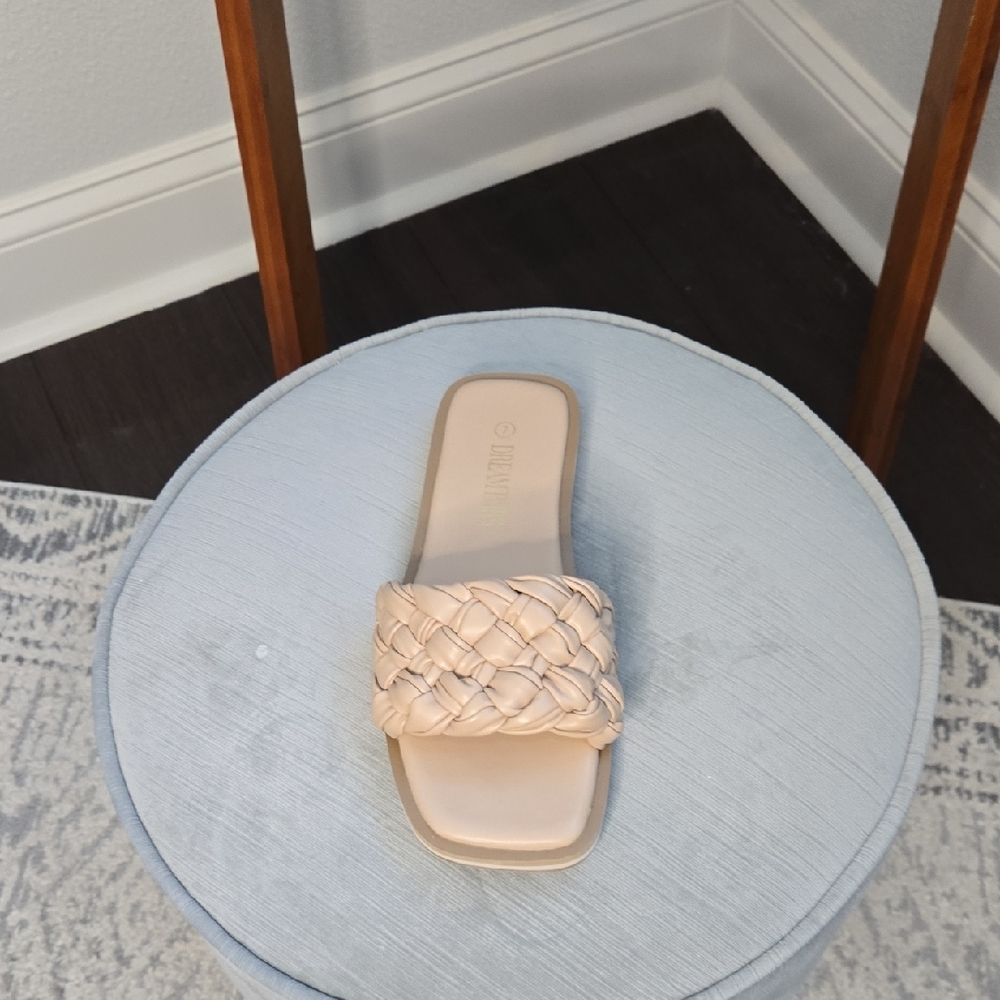Dream Pairs Braided Beige Women's Sandals - Picture 4 of 4